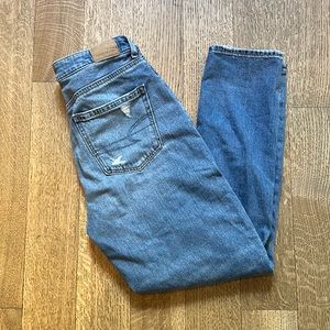 American Eagle mom jeans